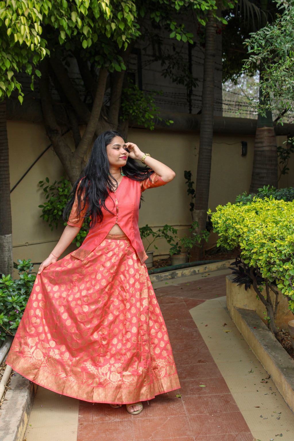 Gulnaar – Cotton Banarasi Skirt and Top Set