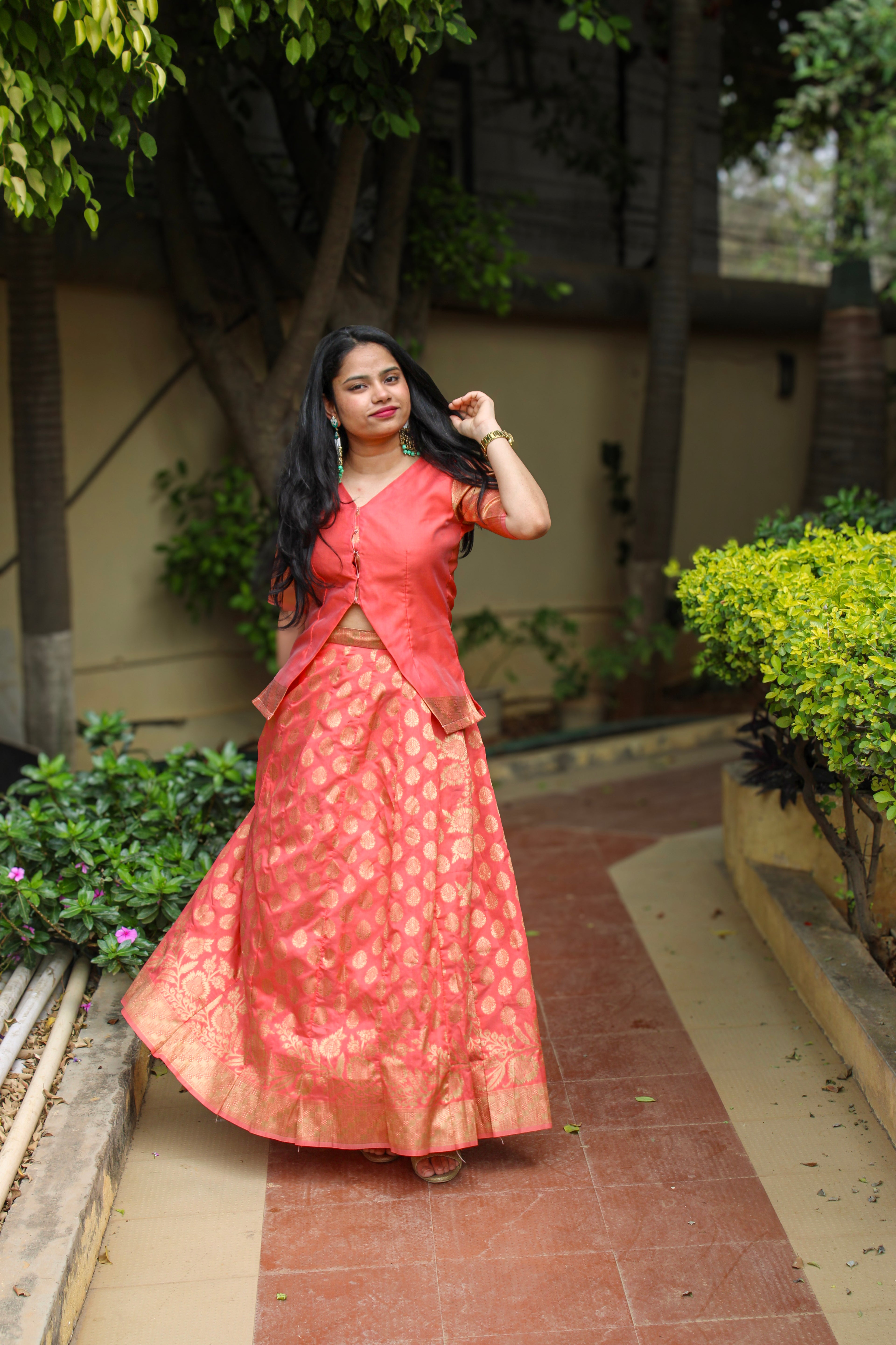 Gulnaar – Cotton Banarasi Skirt and Top Set